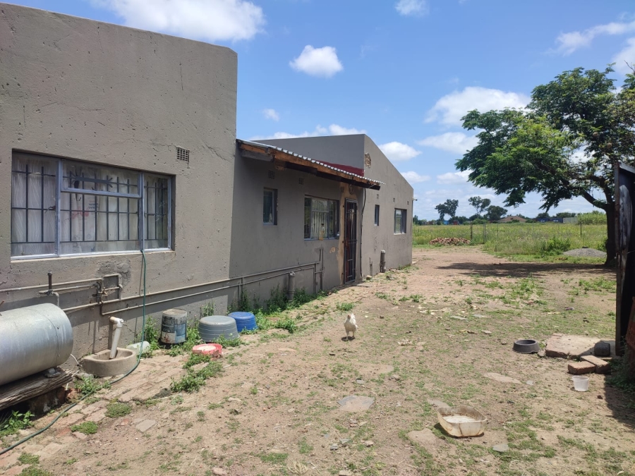 4 Bedroom Property for Sale in Swartruggens North West